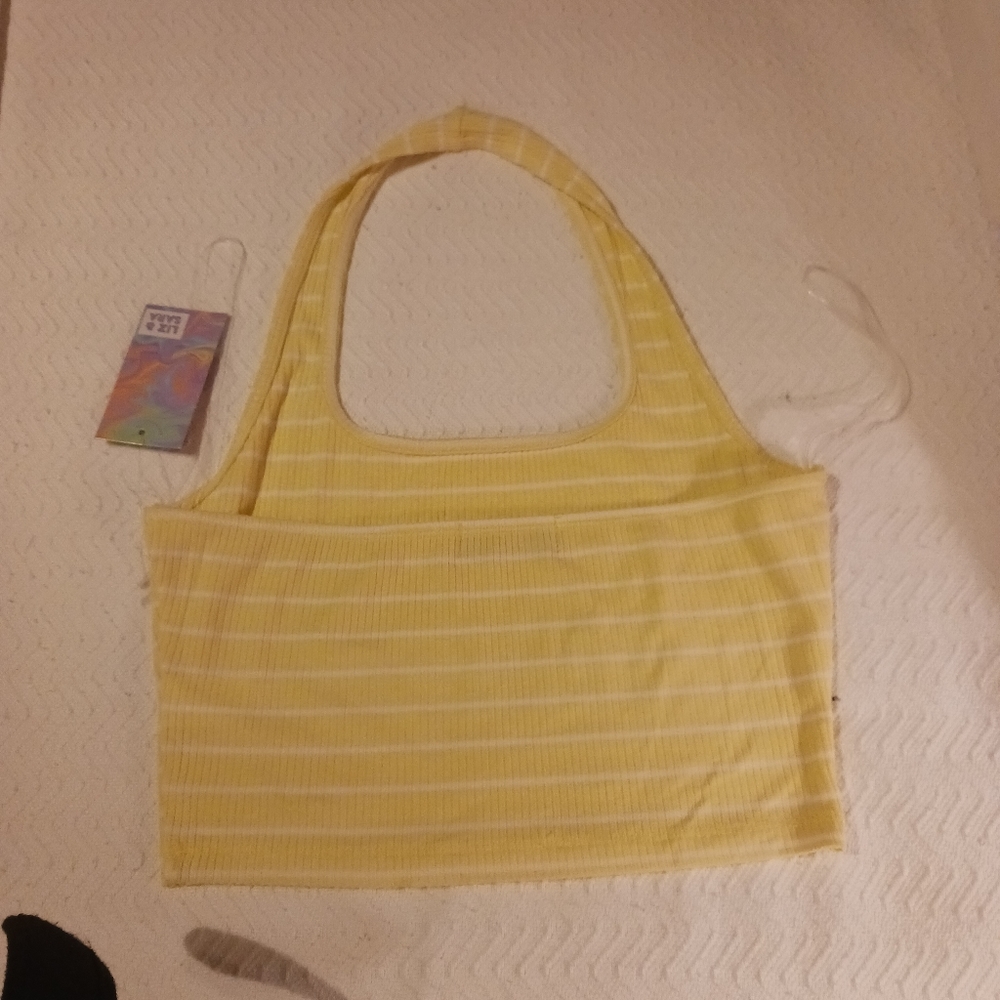 Halter top - Picture 3 of 4